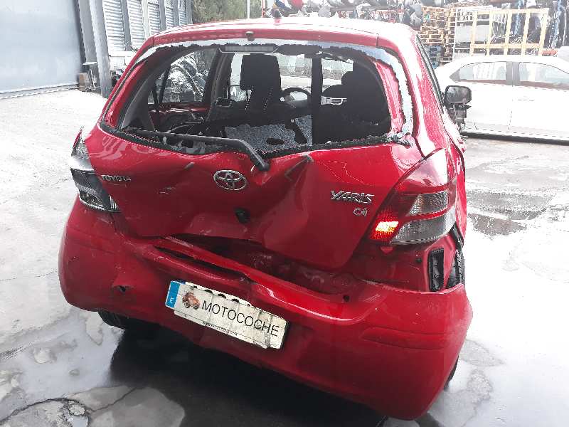 TOYOTA Yaris 2 generation (2005-2012) Крышка переднего двигателя 18548393