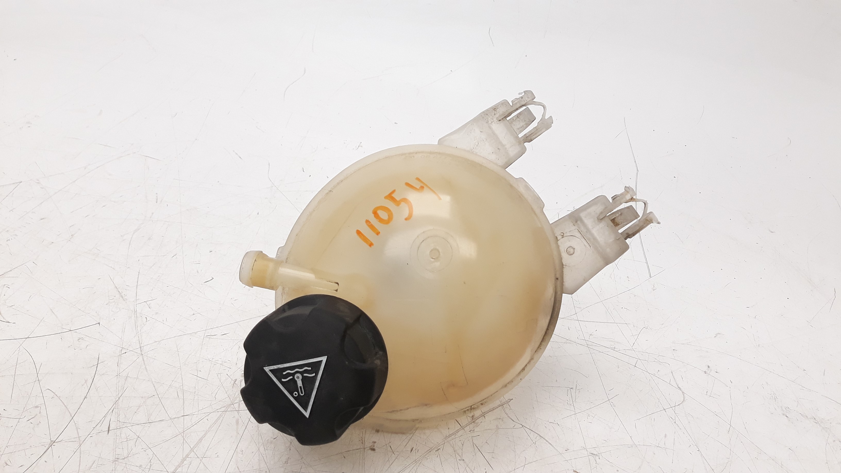 PEUGEOT 2008 1 generation (2013-2020) Expansion Tank 9800777280 24049277