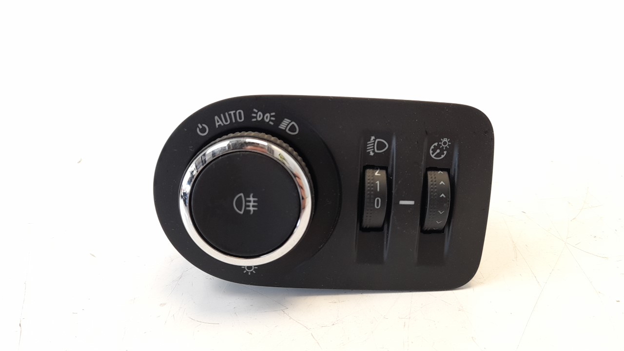 OPEL Corsa D (2006-2020) Кнопка стеклоподъемника передней левой двери 13430017 18712486
