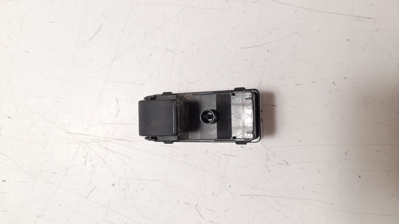 MAZDA 3 BM (2013-2019) Кнопка стеклоподъемника передней правой двери KD3566370 24003409