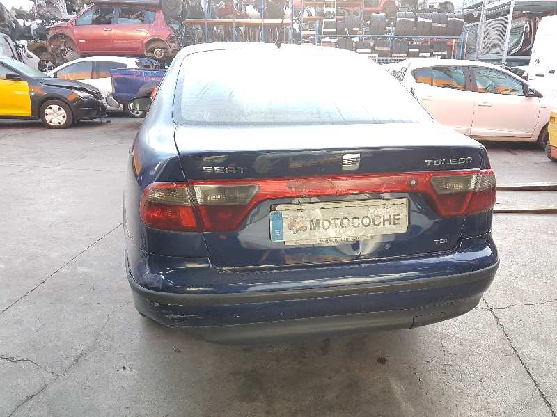 NISSAN Toledo 2 generation (1999-2006) Превключвател на лоста на чистачките 4B0953503E 18584209