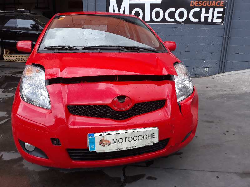 TOYOTA Yaris 2 generation (2005-2012) Крышка переднего двигателя 18548393