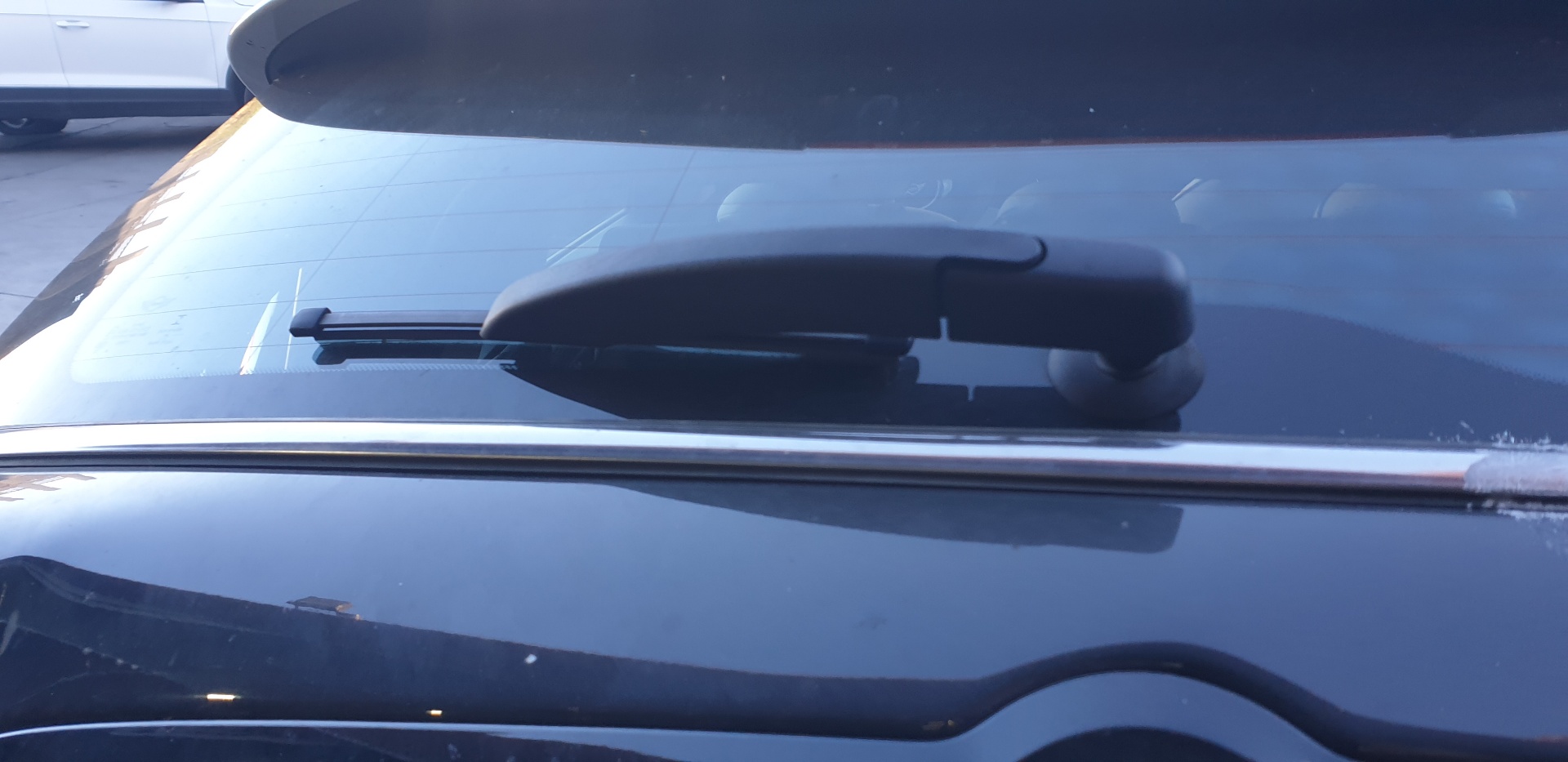 MINI Cooper R56 (2006-2015) Galinio dangčio (bagažinės) valytuvo kojelė 61617411251 22796064