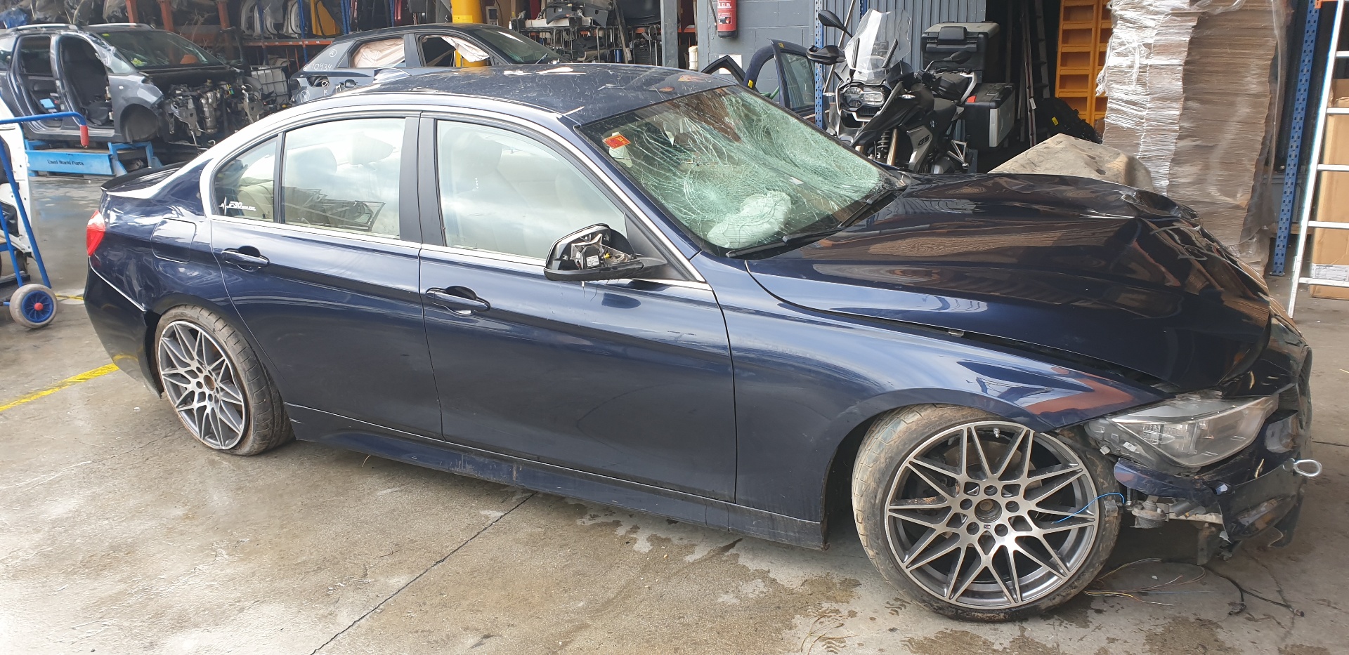 BMW 3 Series F30/F31 (2011-2020) Galinis dešinys žibintas 63217372794, 2206843 23870248