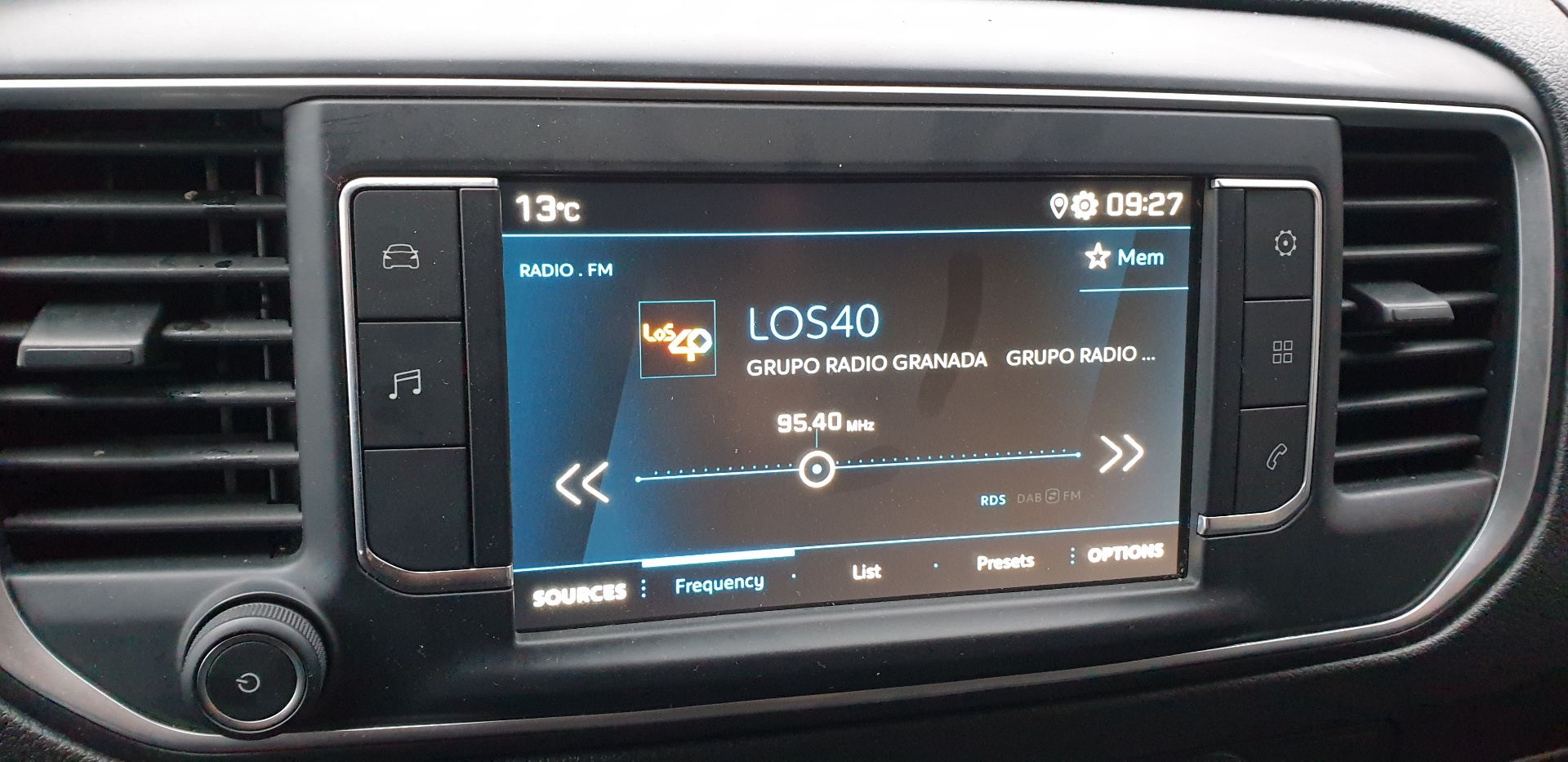 PEUGEOT Expert 3 generation (2017-2023) Musikkspiller uten GPS 9831665880 25406003