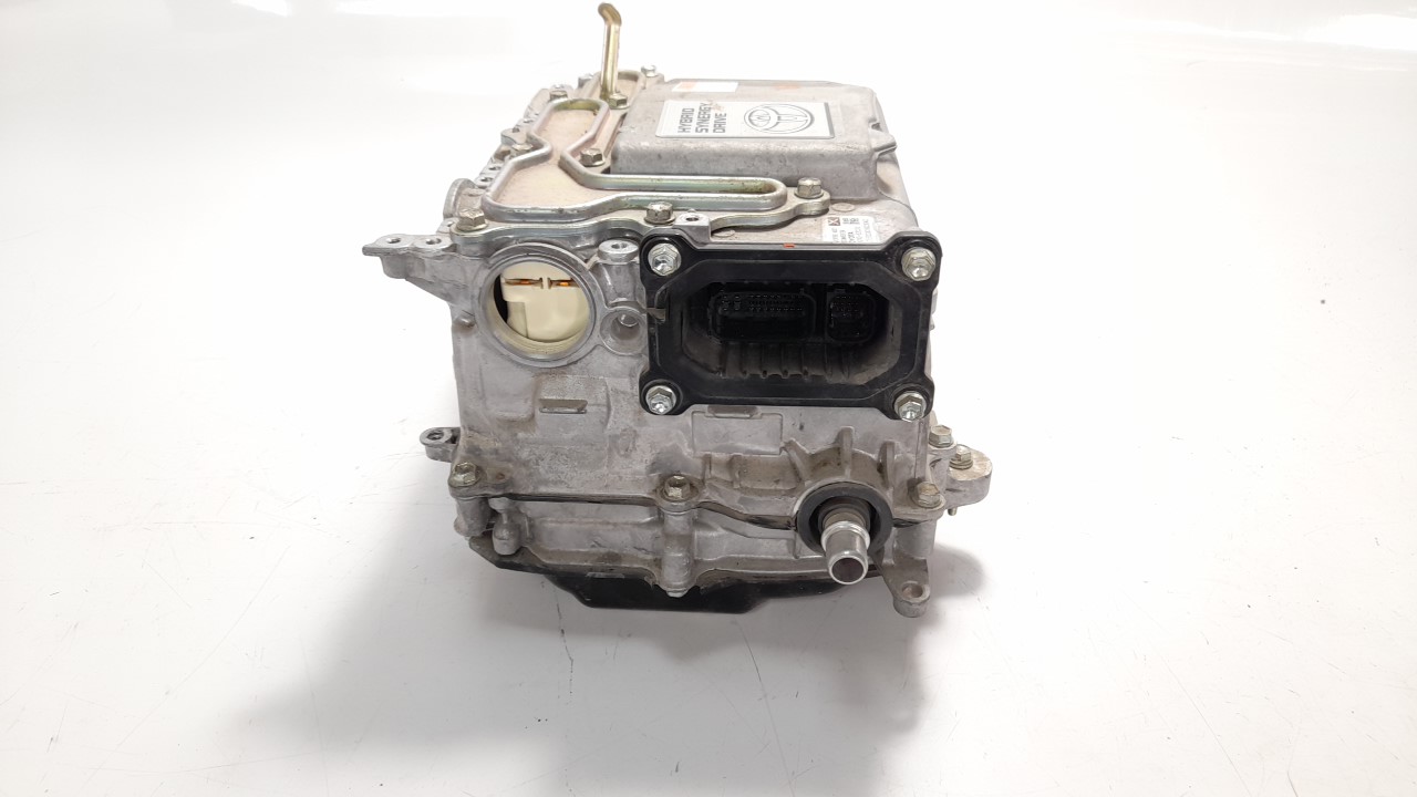 TOYOTA Yaris 3 generation (2010-2019) Alternator G920052033 18760978