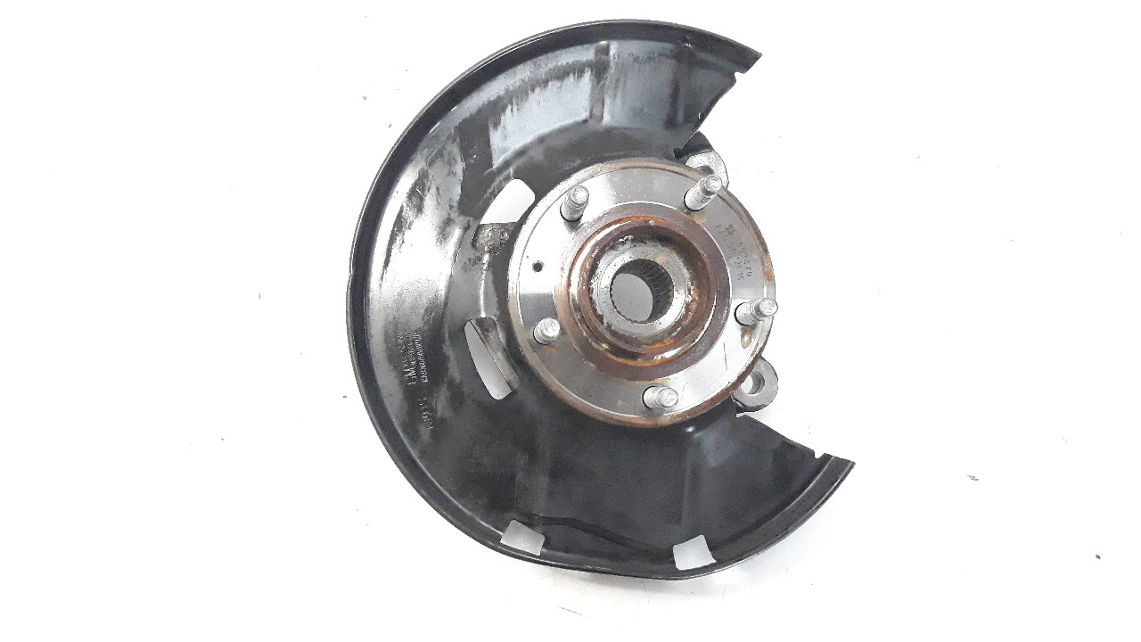 OPEL Astra J (2009-2020) Front Right Wheel Hub 13319483 18669904