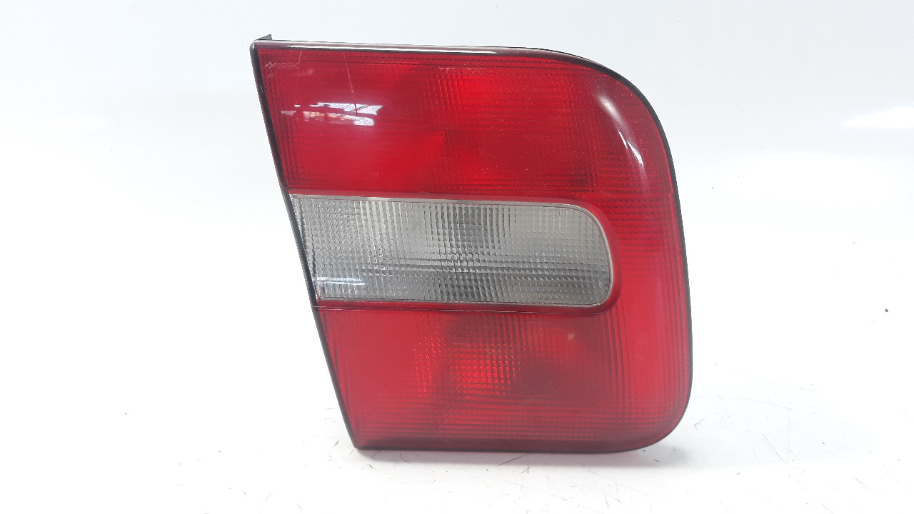 VOLVO 850 1 generation (1992-1997) Baklykt venstre bak 9151633 24070144