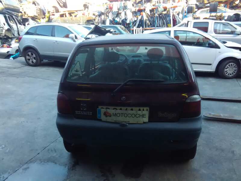 CHEVROLET Twingo 1 generation (1993-2007) Бампер передний 7700823765 18527150