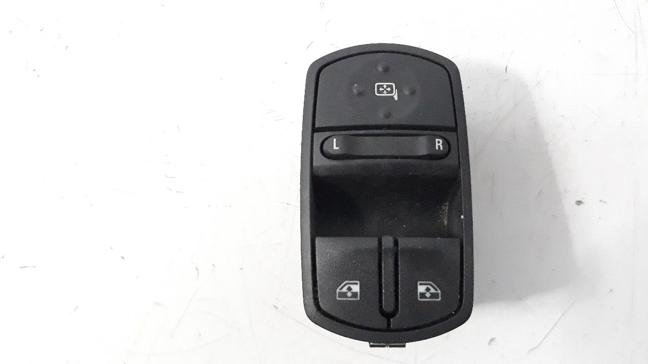 OPEL Corsa D (2006-2020) Кнопка стеклоподъемника передней левой двери 13430017 18722645