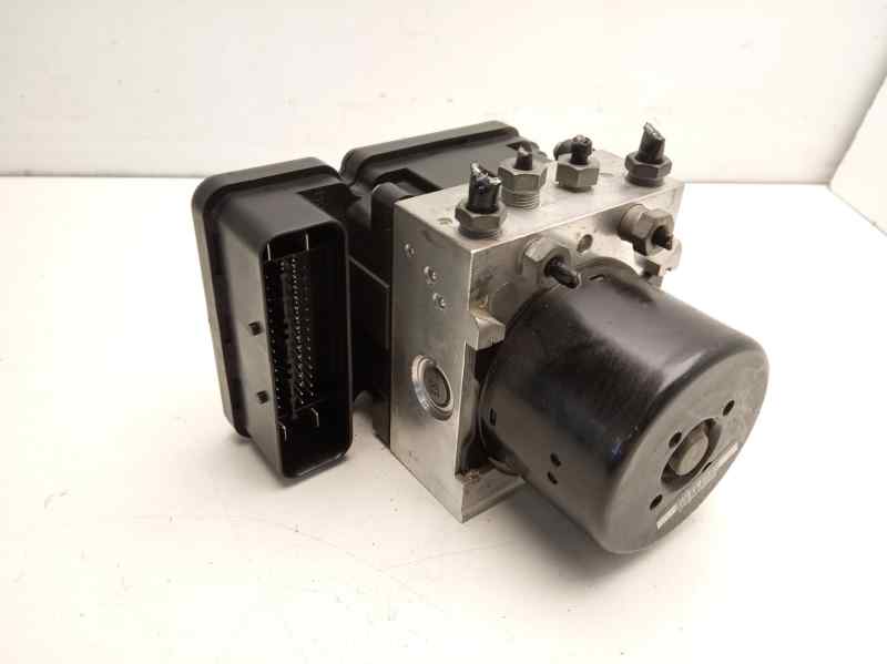 VOLVO V40 2 generation (2012-2020) ABS pump P31423315 18578769