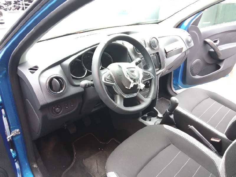 DACIA Sandero 2 generation (2013-2020) Jobb első ajtó ablakemelője 807209299R 22792702