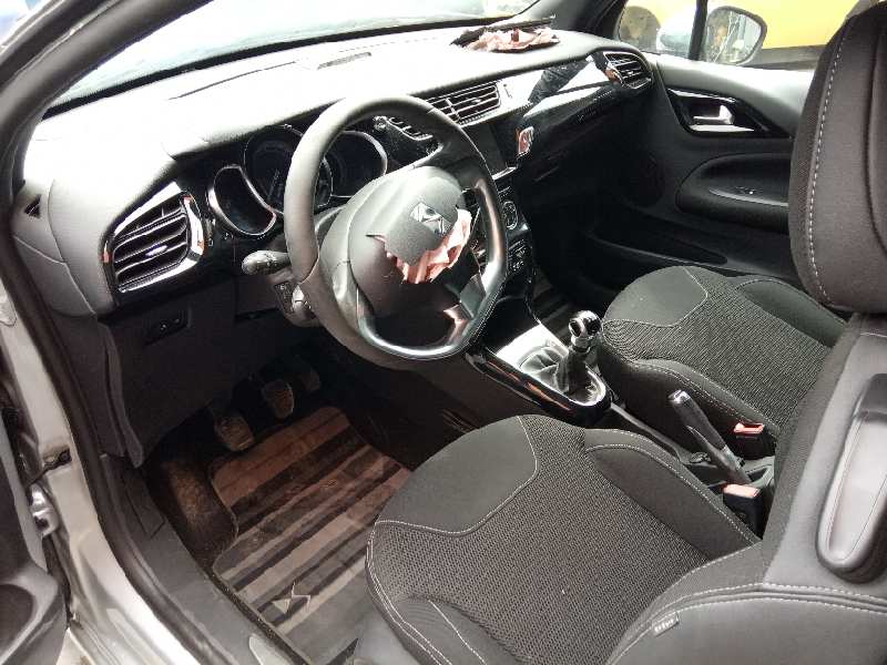 CITROËN DS3 1 generation (2010-2015) Salona gaisa ieplūdes režģis 96857498ZD 24010158