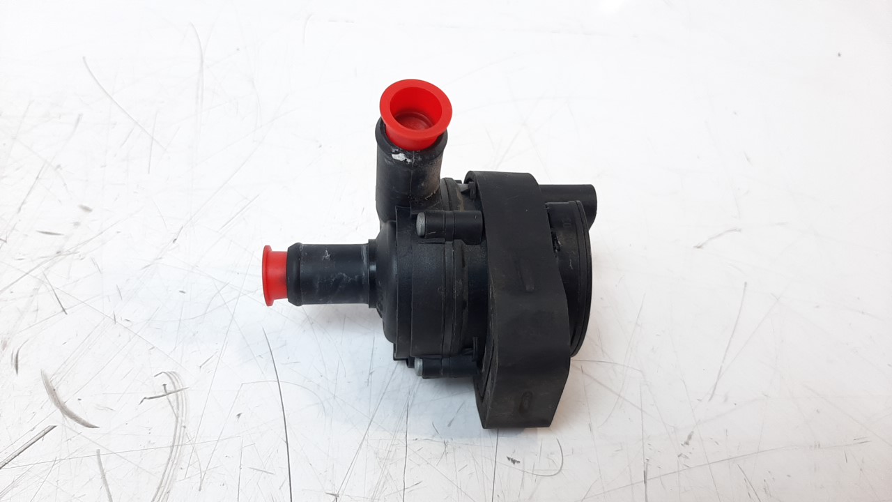 MERCEDES-BENZ GLA-Class X156 (2013-2020) Vattenpump A2118350028 22840496