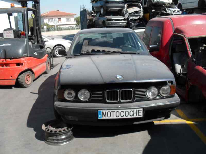 BMW 5 Series E34 (1988-1996) Galinis kairys žibintas 13400100 24021589