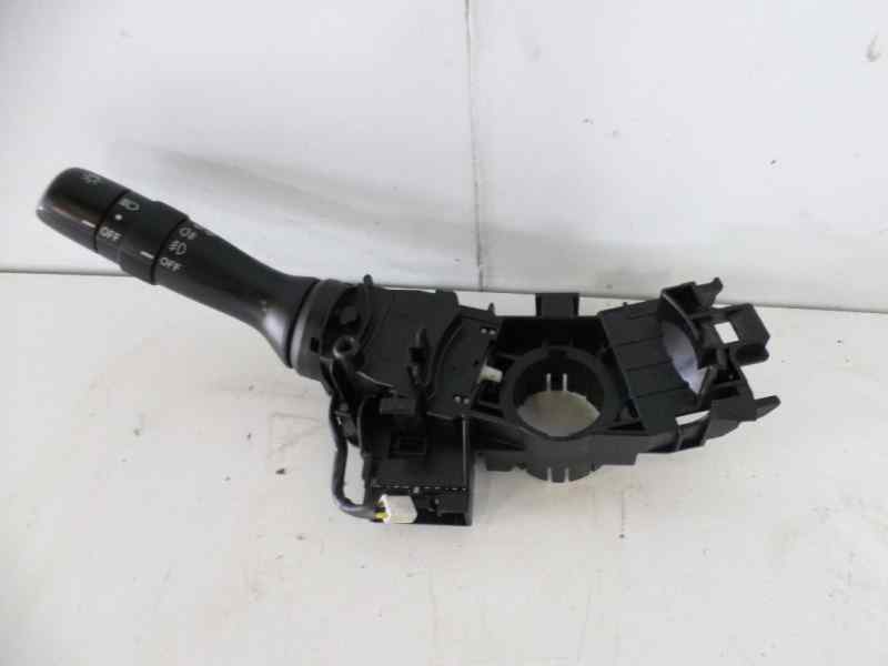 AUDI Yaris 1 generation (1999-2005) поворота переключение  17F001 18474232