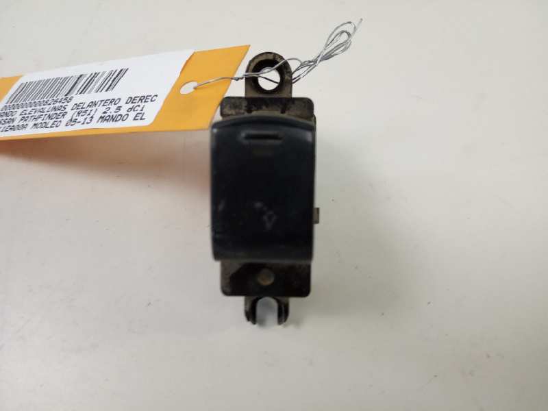 NISSAN Pathfinder R51 (2004-2014) Front Right Door Window Switch 25411EA00A 18609775