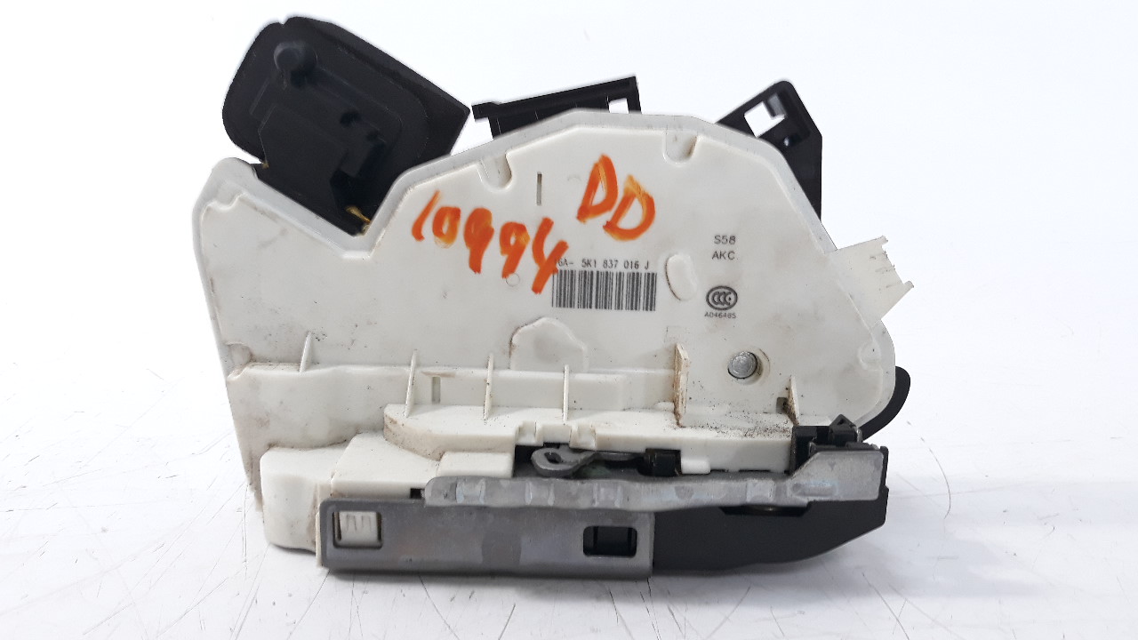 SEAT Leon 3 generation (2012-2020) Front Right Door Lock 5K1837016J 22815664