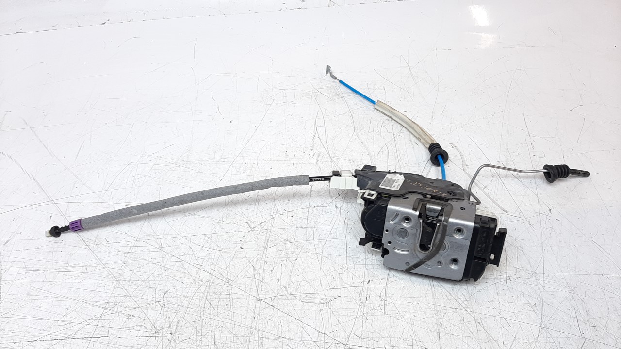 MERCEDES-BENZ GLA-Class X156 (2013-2020) Rear Right Door Lock A2047302835 18344779