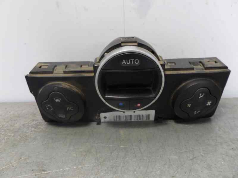 RENAULT Clio 2 generation (1998-2013) Pегулятор климы 8200296683 18446406