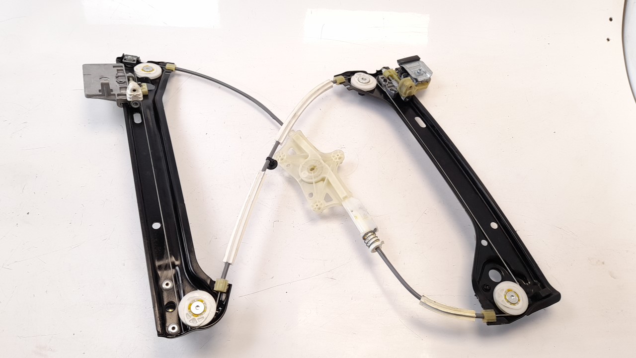 MERCEDES-BENZ CLA-Class C117 (2013-2016) Front Right Door Window Regulator A2047601634 18682008