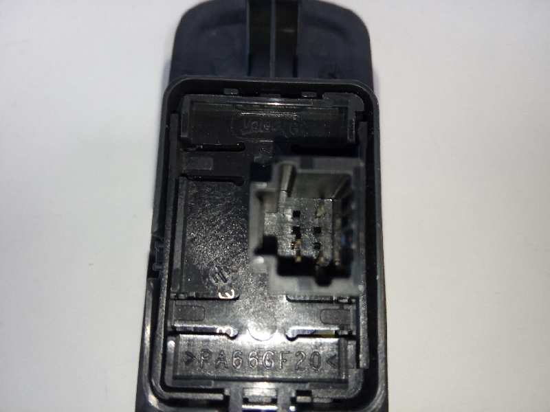 RENAULT Scenic 3 generation (2009-2015) Rear Right Door Window Control Switch 829500004R 18572391