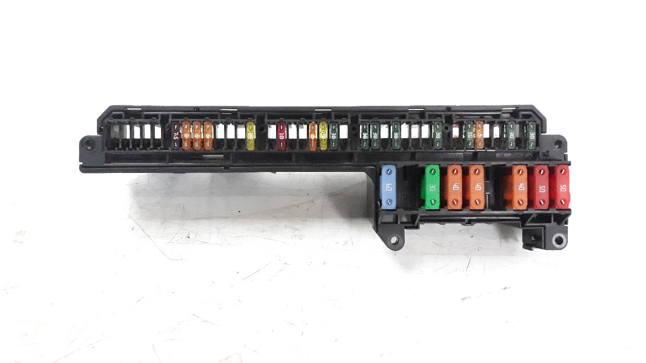 BMW 5 Series E60/E61 (2003-2010) Fuse Box 61146957330 20796310