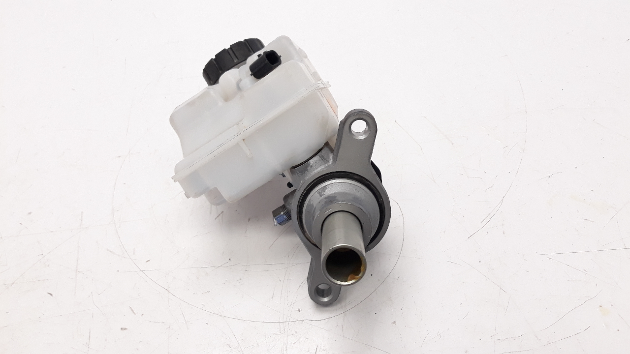 SMART Forfour 2 generation (2015-2023) Brake Cylinder 4534300001 18684534