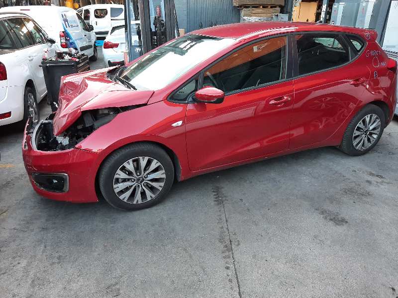 KIA Cee'd 2 generation (2012-2018) Engine G3LC 18708139