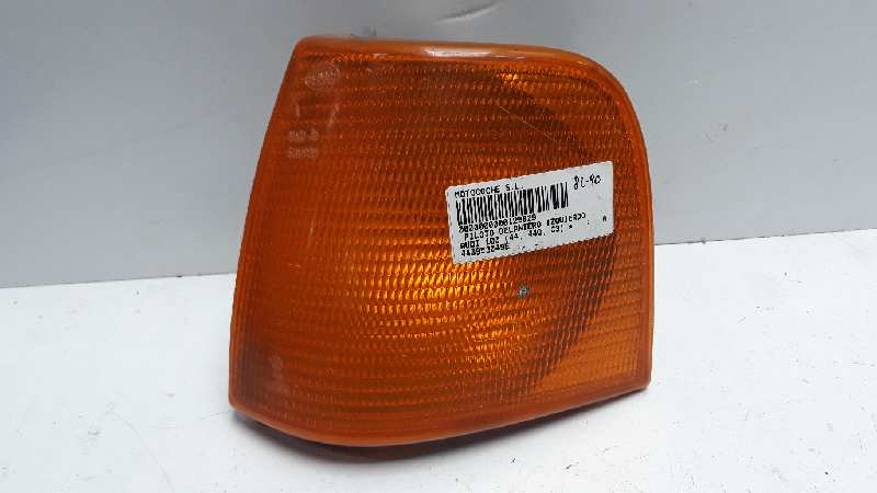 AUDI 100 S3 (1982-1990) Front left turn light 443953049E 18419318