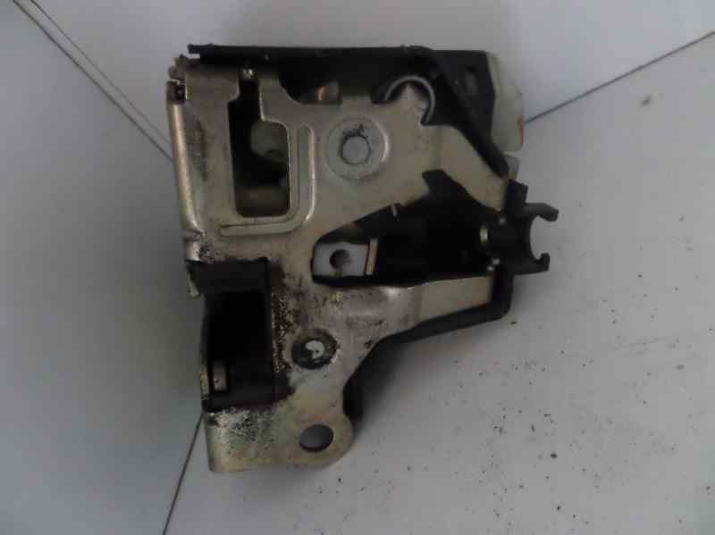 AUDI A8 D2/4D (1994-2002) Vasemman etuoven lukko 7700434604 25311395