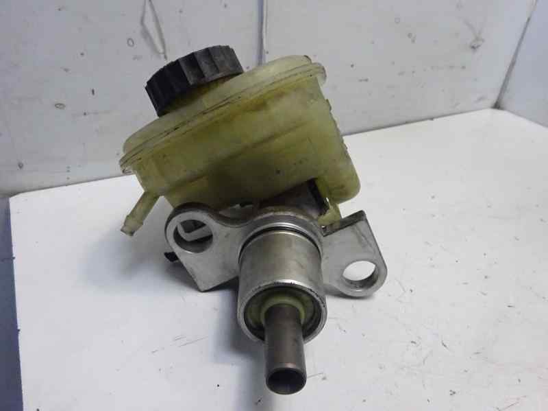 AUDI A8 D2/4D (1994-2002) Brake Cylinder 4D0611301E 18458514