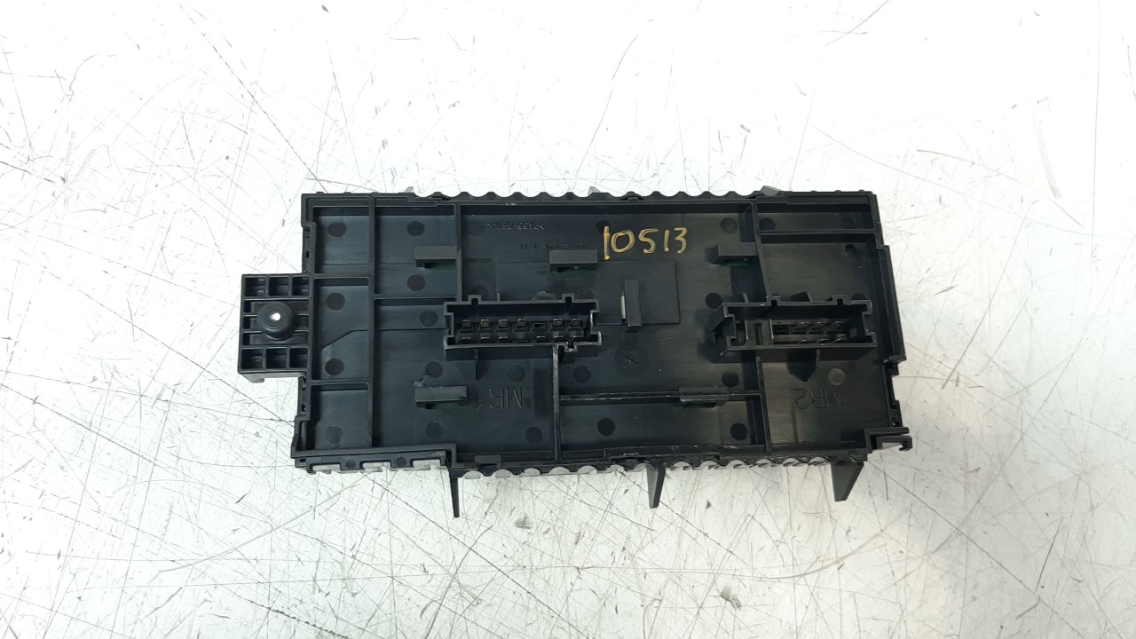 MERCEDES-BENZ GLA-Class X156 (2013-2020) Fuse Box A2469067100 22840487