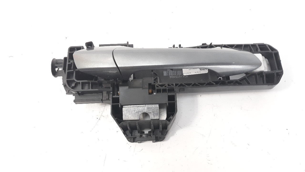 INFINITI Q30 1 generation (2016-2020) Rear right door outer handle A2047600270 18628962