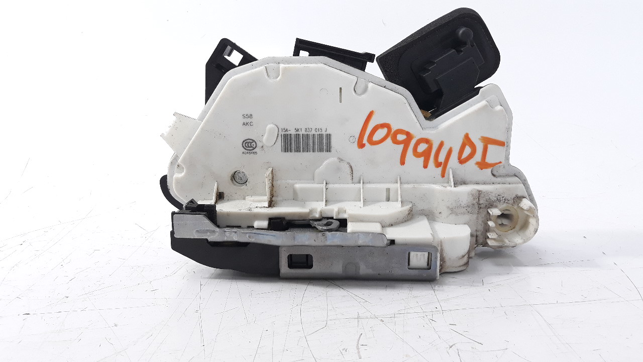 SEAT Leon 3 generation (2012-2020) Front Left Door Lock 5K1837015J 22815632