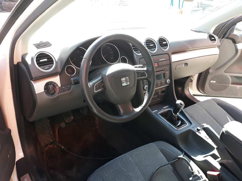 SEAT Exeo 1 generation (2009-2012) Steering Wheel 4E0953521B 18605577