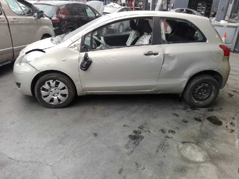 TOYOTA Yaris 2 generation (2005-2012) Other Interior Parts 812600D030 18519232