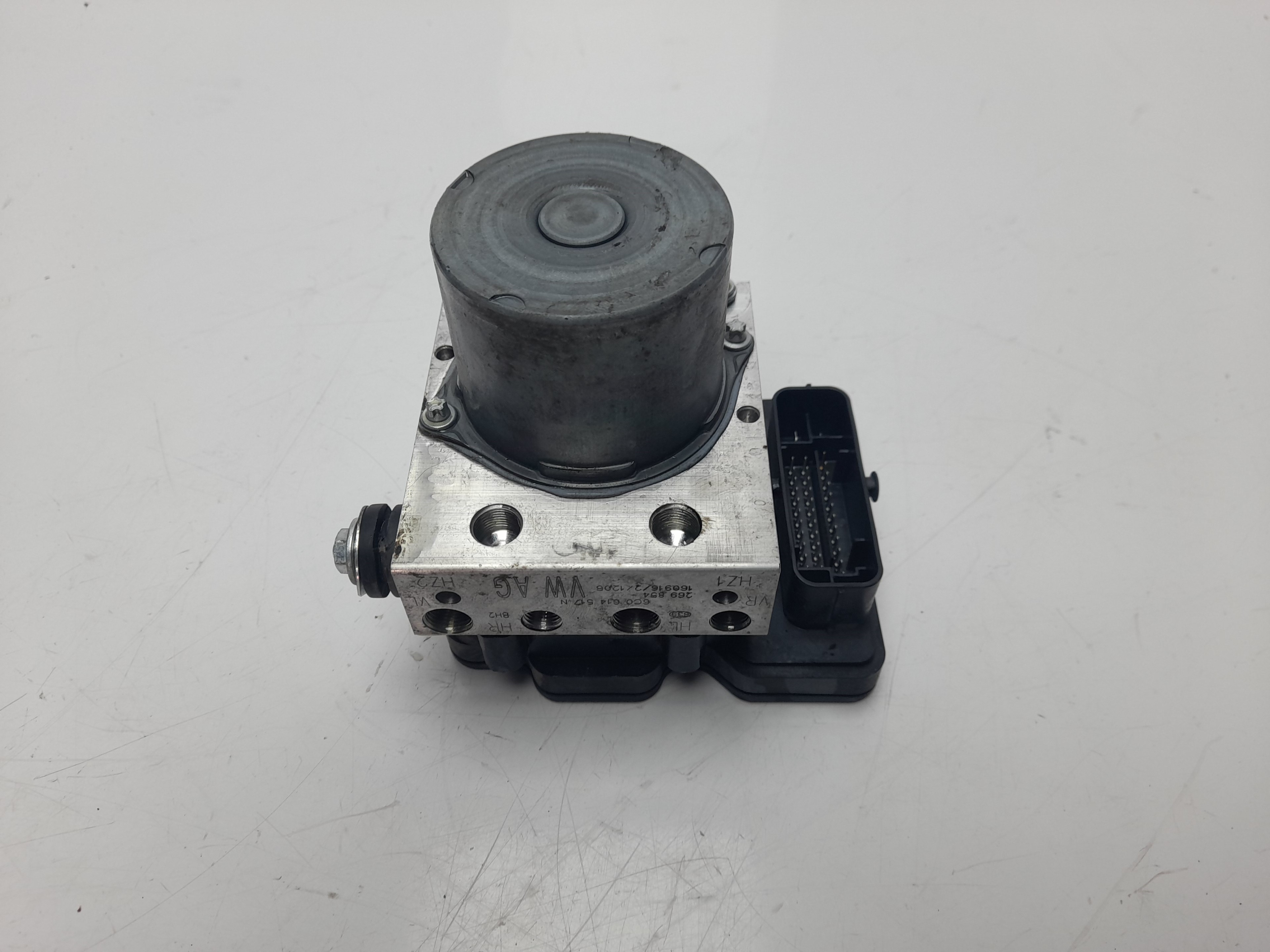 SEAT Ibiza 4 generation (2008-2017) ABS pump 6C0907379N 18699472