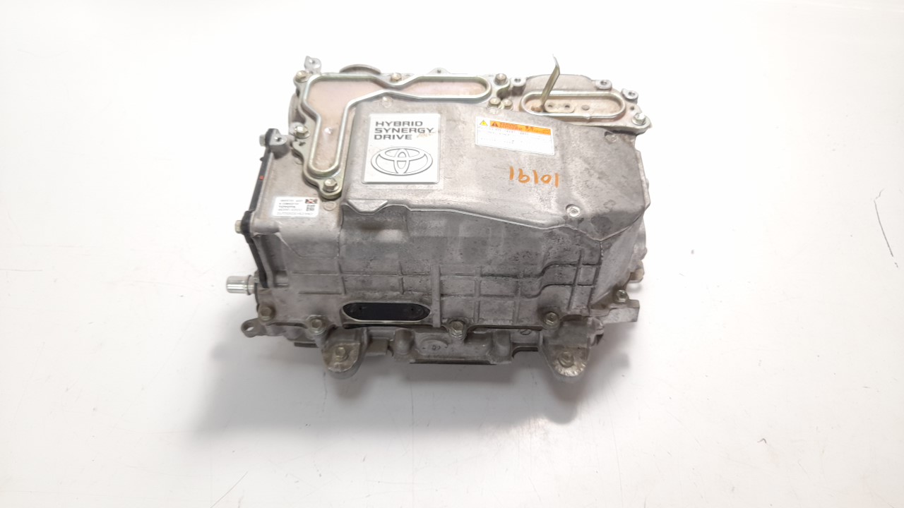 TOYOTA Yaris 3 generation (2010-2019) Alternator G920052033 18760978