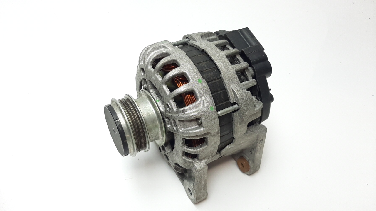 DACIA Sandero 2 generation (2013-2020) Alternator 231008386R 22803356