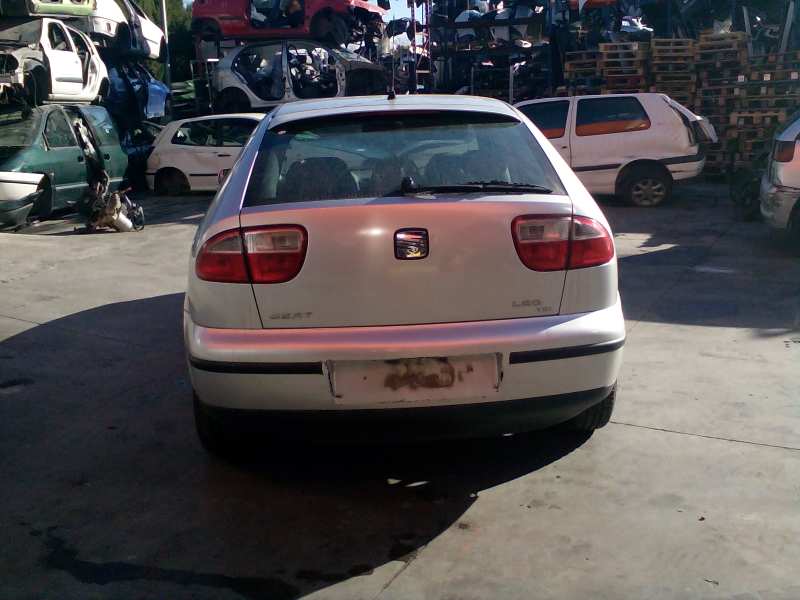 NISSAN Leon 1 generation (1999-2005) Priekšējo kreiso durvju ārējais rokturis 3B0837879A 18447990