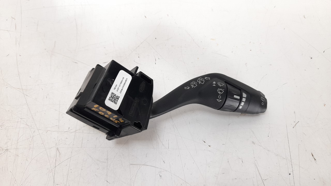 FORD Focus 3 generation (2011-2020) Indicator Wiper Stalk Switch AV6T17A553AE 21621921