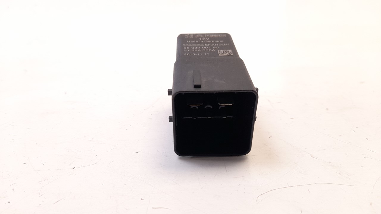 PEUGEOT 208 Peugeot 208 (2012-2015) Relays 9803299780 22804322