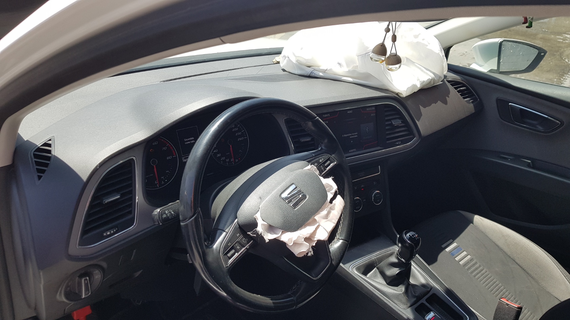 SEAT Leon 3 generation (2012-2020) Rear Left Seatbelt 5F0857739QVZ 22830240