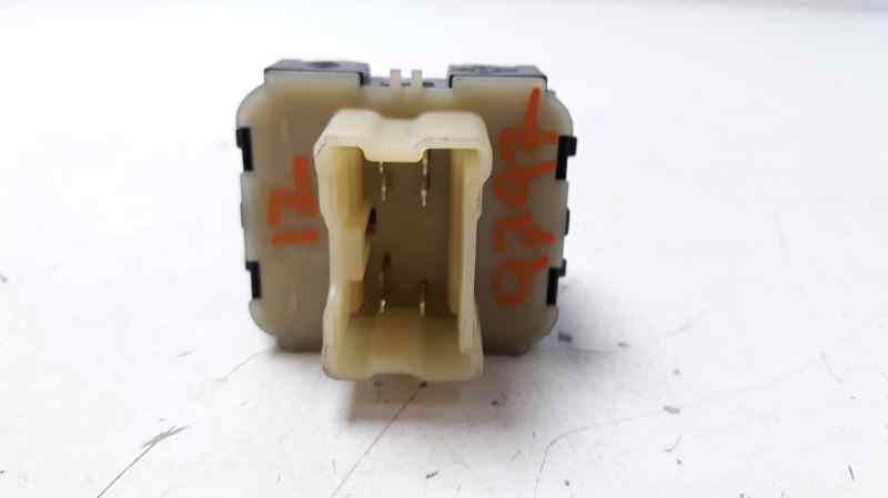 RENAULT Clio 3 generation (2005-2012) Front Left Door Window Switch 254118722R 18642433