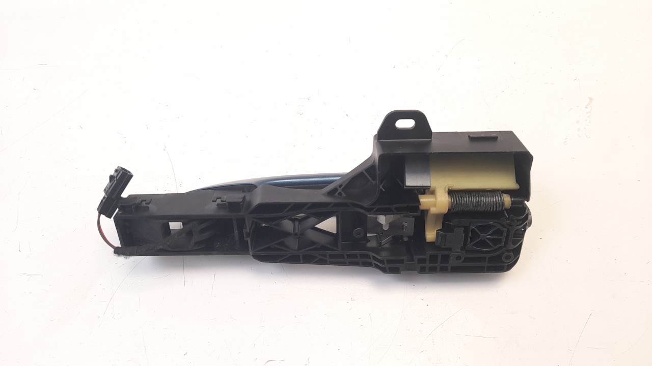 RENAULT Megane 3 generation (2008-2020) Bakre vänstra dörrens yttre handtag 806070266R 18771873