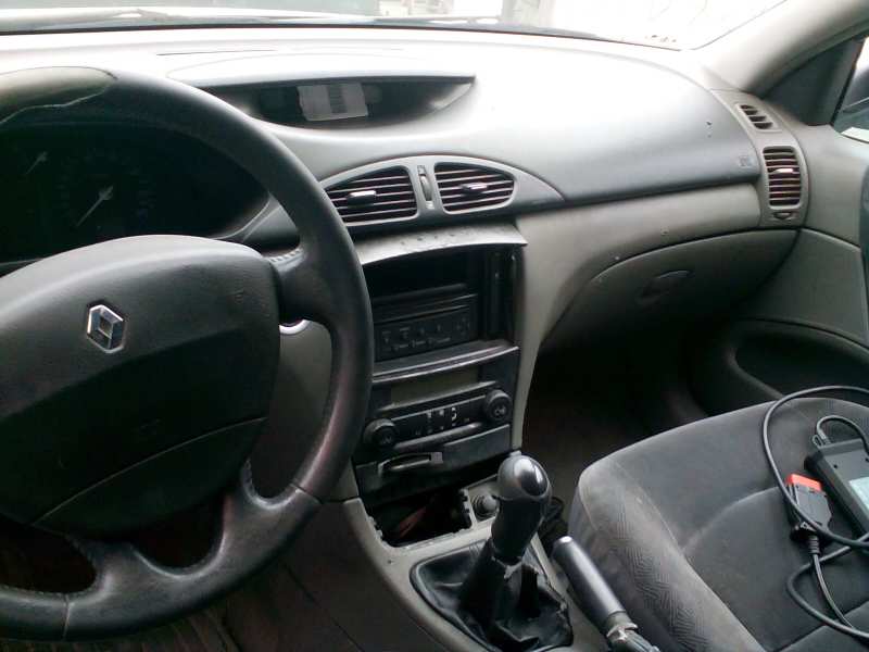 RENAULT Laguna 2 generation (2001-2007) Другие внутренние детали P8200002604A 18519871