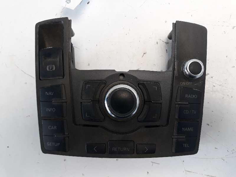 DODGE A6 C6/4F (2004-2011) Music Player Without GPS 4F1919610 18461886