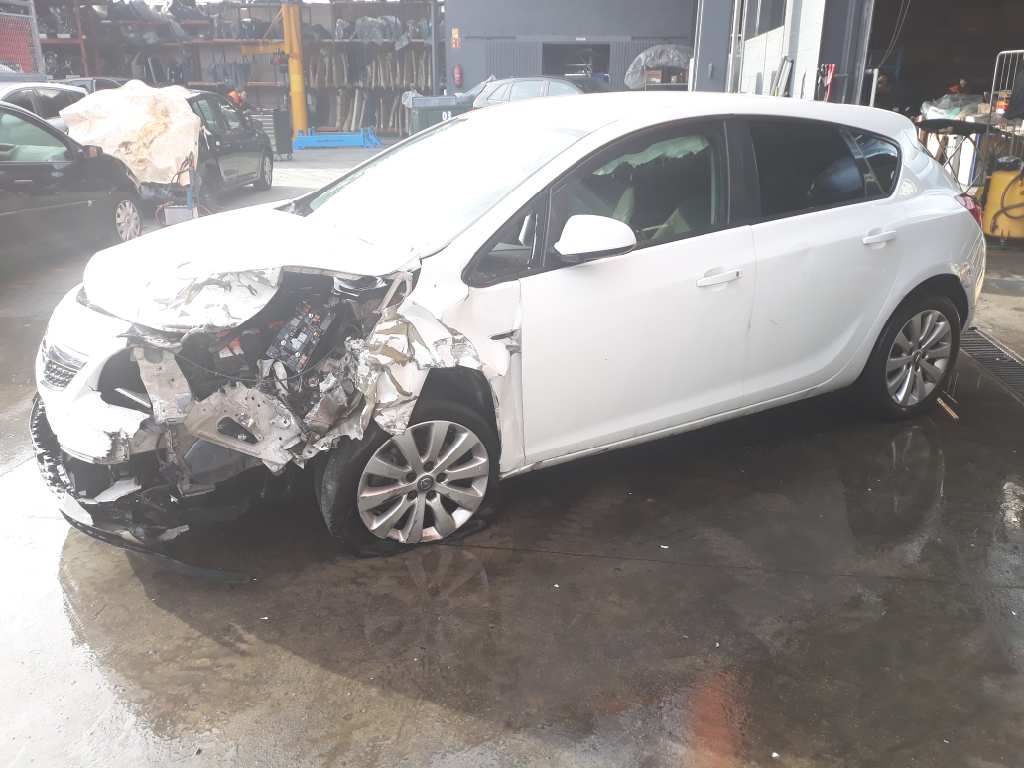 OPEL Astra J (2009-2020) Other Body Parts 6PV00976507 18647533