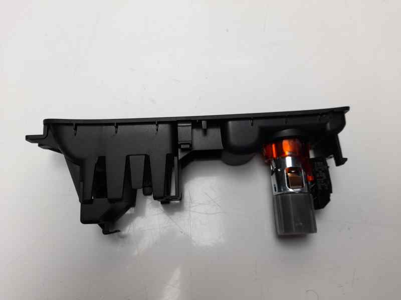 AUDI Q3 8U (2011-2020) Ashtray 8K0919343 18723077